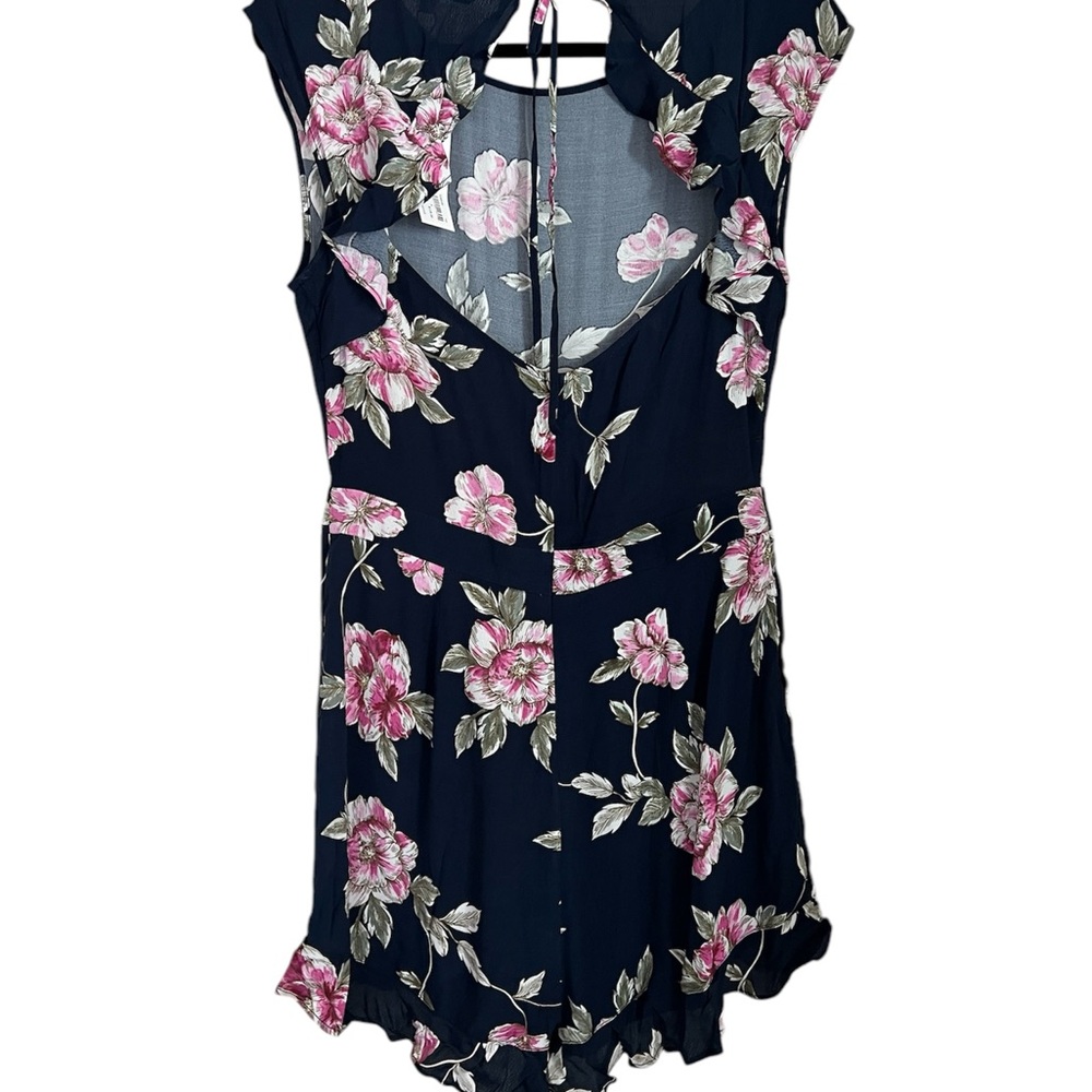 Cupcakes & Cashmere Floral Navy backless Romper NWT - Picture 7 of 9